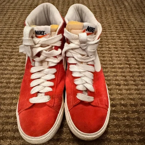 Nike Women's Trail Blazers High-Top Sneakers - Size 7.5 - Picture 2 of 10